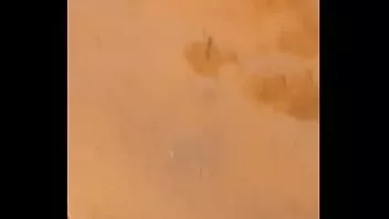 播放 可爱的妈妈可爱的脚白指甲和粗腿