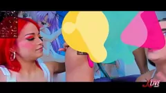 Riproduci Calde adolescenti lesbiche squirtano con piacere durante un'intensa sessione di leccata di fica