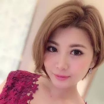 Pornostar Yuri Oshikawa