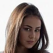 Pornostar Sophie Limma