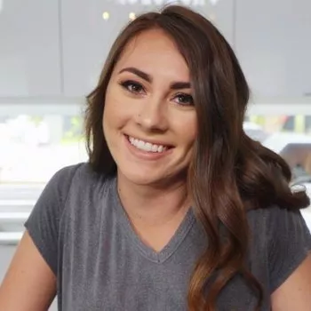 Bintang porno Mackenzie Mace
