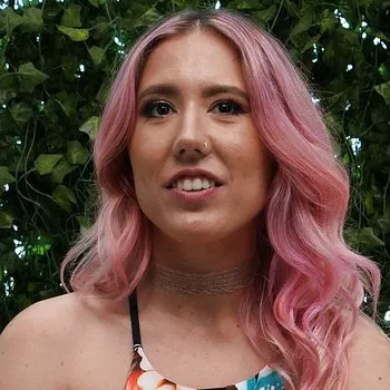 Pornstar Paisley Bennett