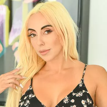 Pornstar Kylie Kingston