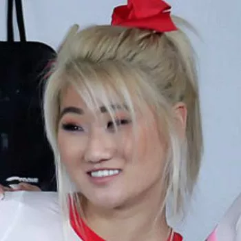 Pornostar Sofia Su